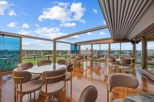 Modern Studio with Balcony Godino Hotel Ilford
