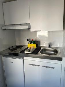 Appartements Studio calme et renove -230 : photos des chambres
