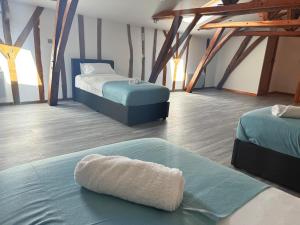 Maisons de vacances Lavanda House Grand Gite Piscine : photos des chambres