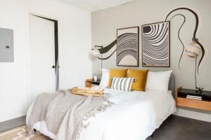 *THE GRETA* - Walkable Downtown Rooftop