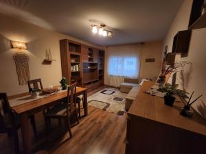 Apartament Valeni
