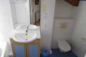 Maisons d'hotes Chambre bleu avec salle de bain privative Prado Orange Velodrome : photos des chambres