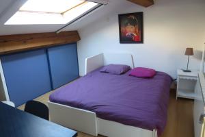 Maisons d'hotes Chambre bleu avec salle de bain privative Prado Orange Velodrome : photos des chambres