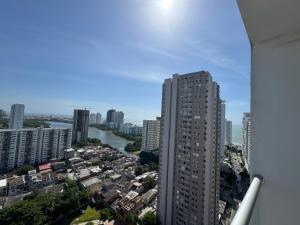 VISTA CARIBE- apartamento piso 25, marbella