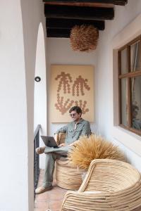 Casa Uh Mook, Rooted design, sacred stay