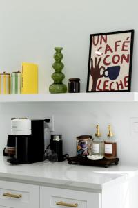 Quiet close to NYC BBQ Deck