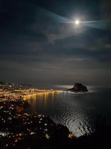 Calpe chalet privado 7 min de la playa piscina wifi parking aire barbacoa grupos