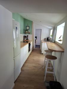 Maisons de vacances Maison de charme proche plage et foret a pied : photos des chambres