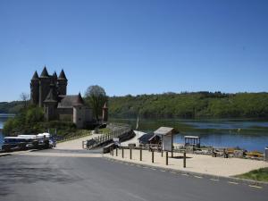 Maisons de vacances Holiday Home in Auvergne near Lake : photos des chambres
