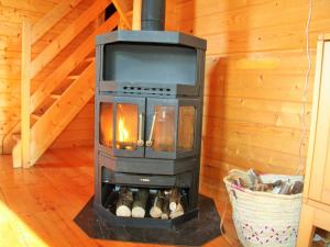 Holiday Home in Auvergne near Lake