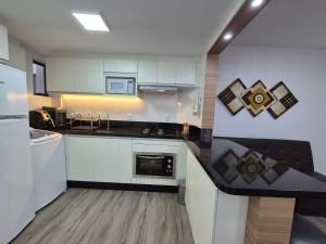 Apartamento TOP 2 quartos e 2 vagas garagem