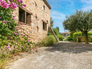 Maisons de vacances Holiday Home in Montouliers near Nature Reserve : photos des chambres