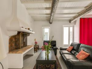 Maisons de vacances Holiday Home in Montouliers near Nature Reserve : photos des chambres