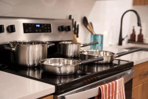 Luxury Hollywood Studio With Pool, Parking, Gym