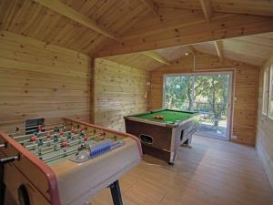 Villa in Lédenon with Private Pool