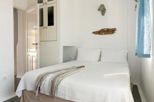 Skaris Guesthouse Tinos Tinos Greece