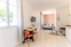 Appartements Le cocon de l-impasse a Tremblay en France : Studio