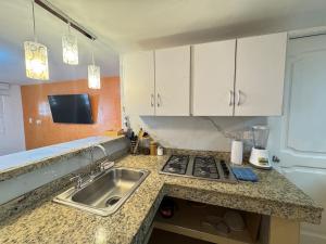 B1-8 - Apartamento acogedor con excelente ubicacion dentro de las murallas de Cartagena