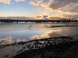 Lovely riverside flat