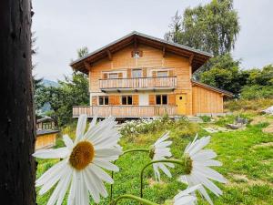 Chalets Chalet confortable au village, 10 pers, vue et wifi - FR-1-505-232 : photos des chambres