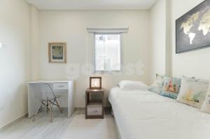 Spacious 2 bedroom apartment in Villa Morra