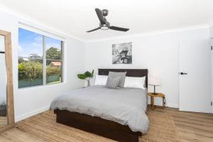 Mollymook Delight - with easy ocean & golf access