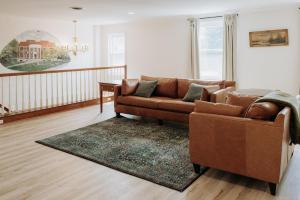 Cannon Street Loft on the Square