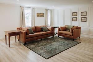 Cannon Street Loft on the Square