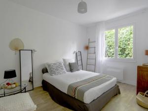 Villa Rénovée au Pyla-sur-Mer avec Grand Jardin - FR-1-433-146