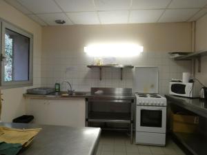 Gîte de groupe avec salle polyvalente et parking à Boncourt - FR-1-581-151