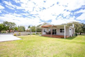 Driftwood Cottage Beachside Busselton Retreat