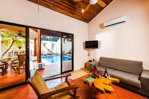 Remodeled Casa Tropical w Private Pool