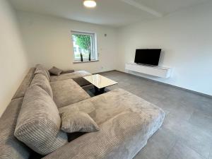 Ferienhaus Zentral, nahe Legoland und Stadtmitte, Flussblick - Perfekt für Familien, Geschäftstreffen, Monteure und mehr!