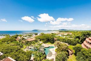 Oceanview Escape Large Pool and 247 Security!