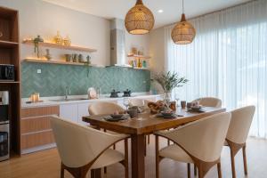 Villa Palma Blanca Canggu by Nagisa Bali