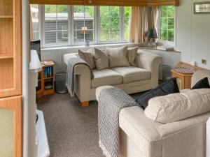 Marsh Corner Van - Uk44668