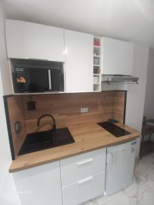 Studio avec terrasse