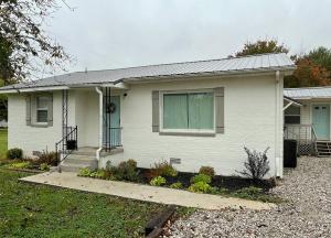 Newly Renovated Cozy Place Minutes From The Lake