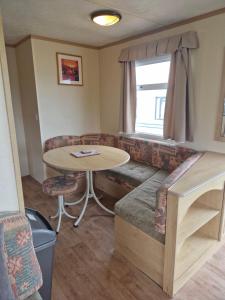 Caravan 26 fishguard holiday park