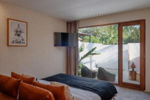 Tropical Ulu Private Pool Suite- Canna Uluwatu