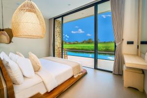 Villa La Vie a 4BR Tropical Retreat Ubud Bali