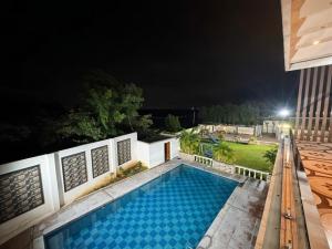 Silver Nest Farms 3BR Villa with Pool by Homeyhuts