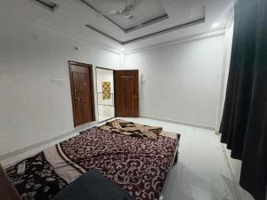 Silver Nest Farms 3BR Villa with Pool by Homeyhuts