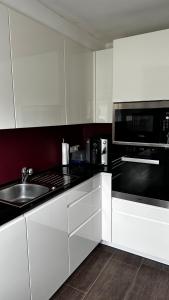 Modern apartment in a top location and free Parking