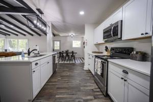 Gorgeous Renovated Home With Large & Private Lot