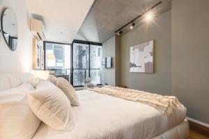 Cozy & Central Studio at Flagstaff Gardens with Gym