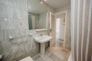 Apartamentos PUERTO MARINA DEL ESTE