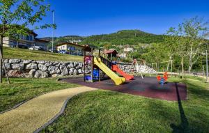 2 Bedroom Stunning Apartment In Sovere - Ivi007