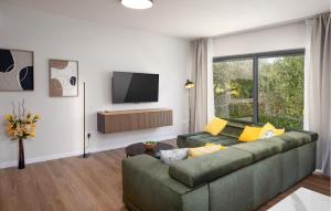 Amazing Home In Vrsar With House A Panoramic View 