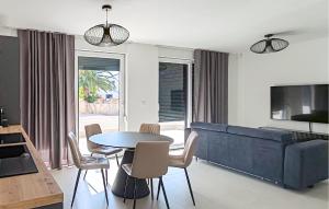 Gorgeous Home In Medulin With Wifi